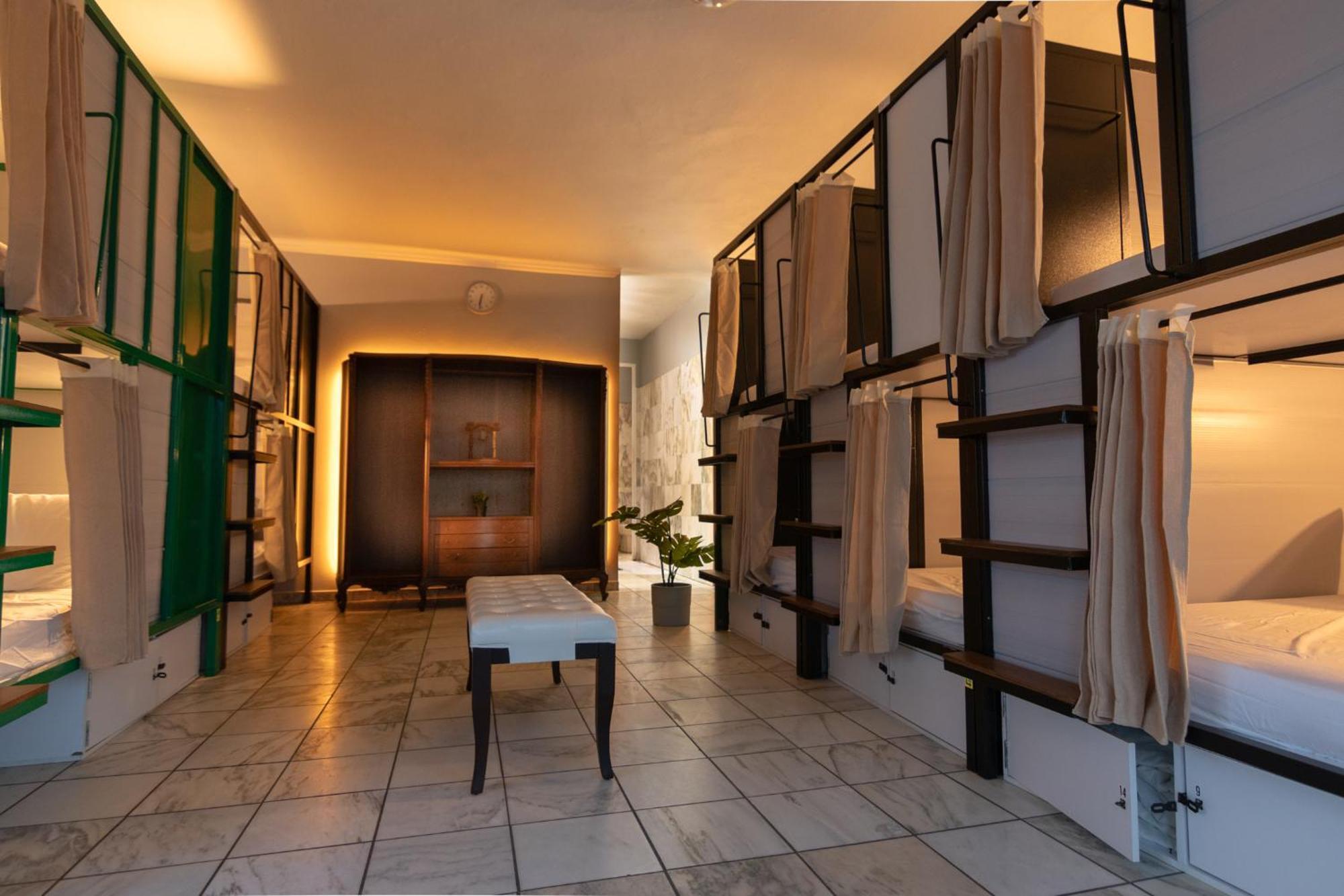 بيت شباب Bposhtels سان خوان المظهر الخارجي الصورة